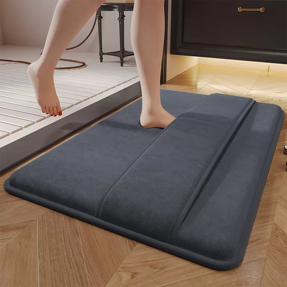 Super absorbent floor mat